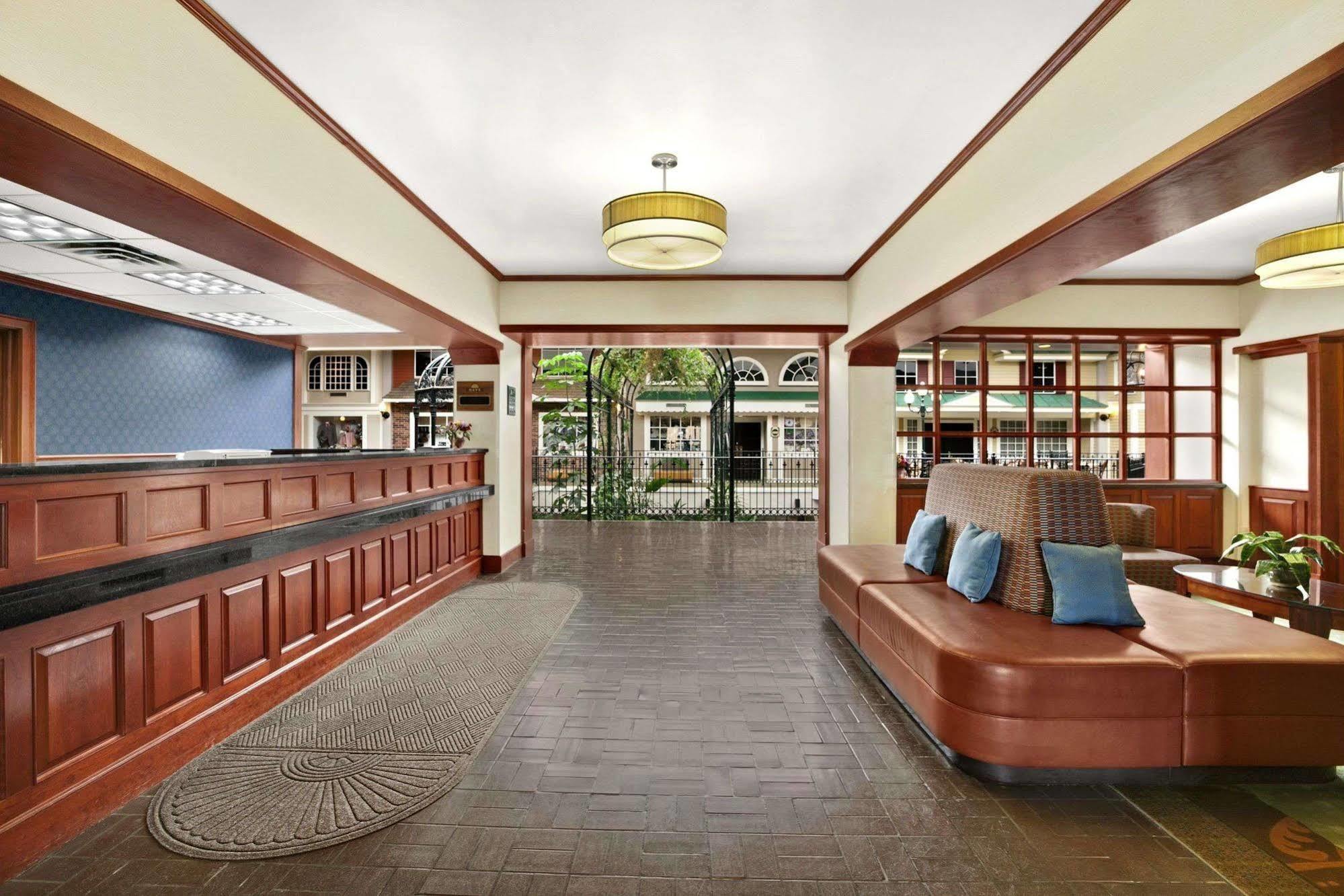Days Inn By Wyndham Penn State State College Exterior photo